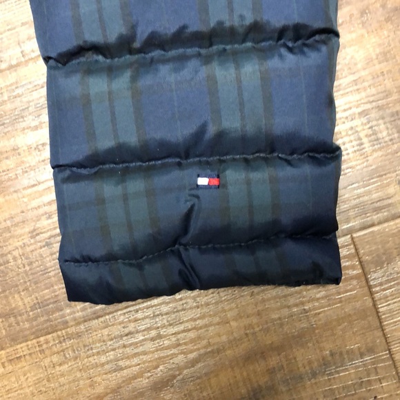 Tommy Hilfiger womens jacket - Picture 3 of 6